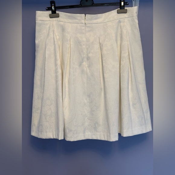 2/$40 Jacquard Pleated with Pockets - Picture 5 of 12